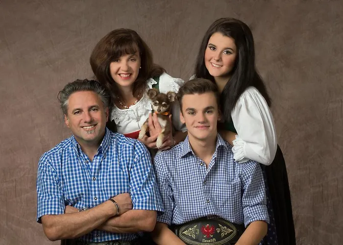 Pfeifer ノイシュティフト・イム・シュトゥーバイタール